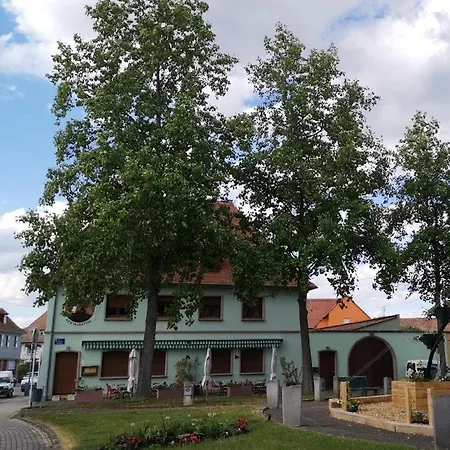 Syra/ Proche Europa Park Apartment
